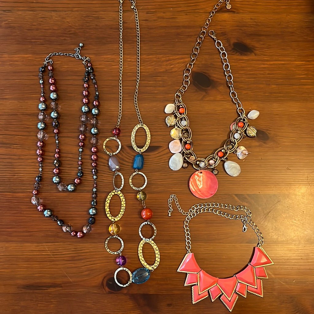 Assorted Necklaces Costume Jewelry Assorted Necklaces Costume Jewelry